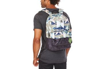 Image of Dakine Plate Lunch 365 Pack 21L, ISLAND BLOOM, OS, 10001833-ISLLOM