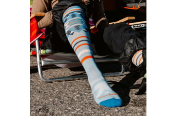 Image of Darn Tough Snowscape OTC Lightweight With Cushion - Womens, Bluebird, Small, 8047-BLUEBIRD-S-DARN