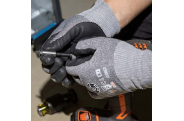 Image of Klein Tools 8in1 Multi-Bit Adjustable Length Stubby Screwdriver, Black, 32308