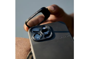 Image of Moment iPhone - 15/16 Pro/Pro Max Mobile CineBloom 10% QuickLock Filter, 107-131