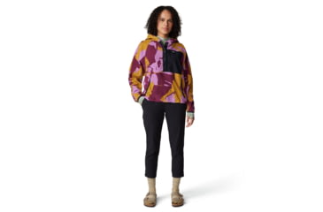 Image of Mountain Hardwear Dynama Crop Pants - Women's, Black, MxR, 2095471-010-MxR