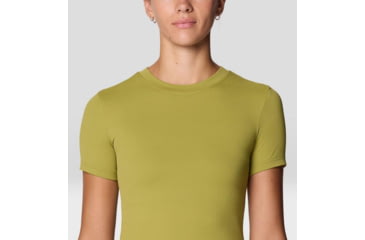 Image of Mountain Hardwear Peak Knit Short Sleeve Shirt - Womens