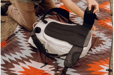 Image of Peak Design Outdoor 25L/45L Hip Belt, Black, BAHB-A-BK-1