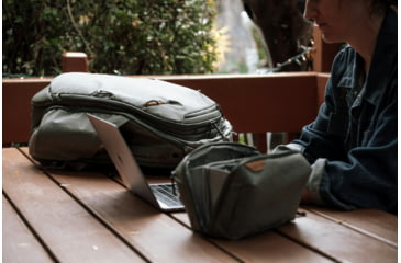Image of Peak Design Tech Pouch, Regular, Charcoal, BTP-CH-3