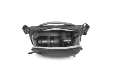 Image of Peak Design V2 Everyday Sling, 6 Liters, Black, BEDS-6-BK-3