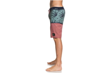 Image of Quiksilver Highline Division 20 Boardshorts - Mens, Apple, 32, EQYBS04302-CPH6-32