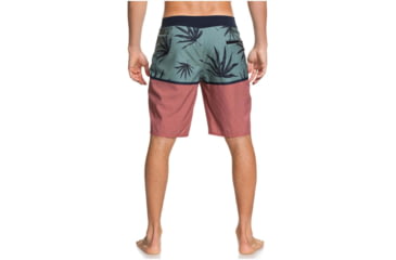 Image of Quiksilver Highline Division 20 Boardshorts - Mens, Apple, 32, EQYBS04302-CPH6-32