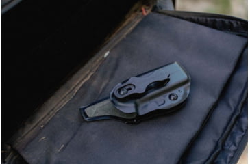 Image of Safariland 20144131 Species IWB Black SafariLaminate Belt Clip Fits Springfield, 20-144-131