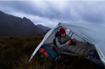 Image of Sea to Summit Spark Pro Down 30F/-1C Sleeping Bag, Regular, Beluga Black, Regular, S2151