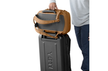 Image of Yeti Crossroads Backpack 27L Alpine Brown, Alpine Brown, 27 L, 18060131469