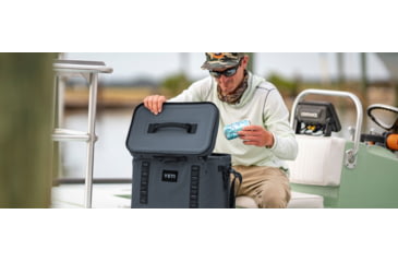 Image of Yeti Hopper Flip 18 Portable Cooler, Charcoal, 18060131425