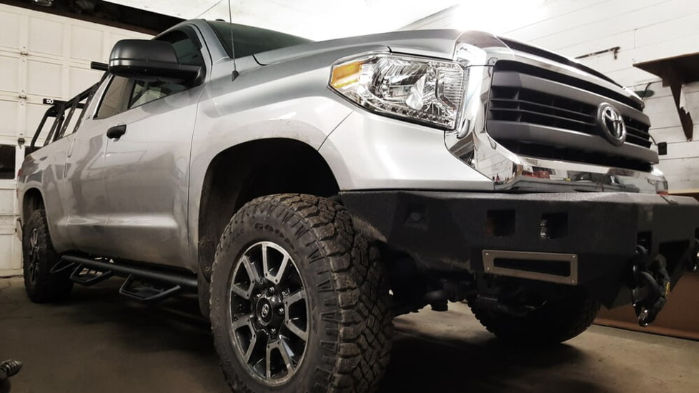 Bison Offroad Toyota Tundra TRD / SR5 / Rock Warrior 2WD/4WD 2007-2020 Lift Kit, 35in Max Tire Size, Black, 3F/ 2R, TK-2502-35