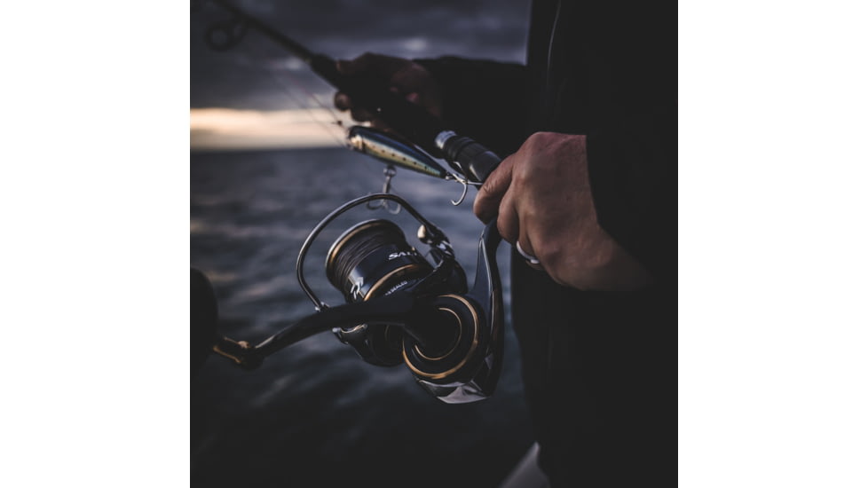 Daiwa Saltiga 20000 Spinning Reel, 5.8-1, 12+1, SALTIGAG20000H