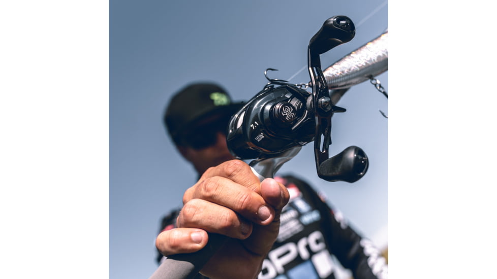 Daiwa Tatula TW300 Baitcast Reel, 6.3-1, 7+1, Right Hand, TTU300HL