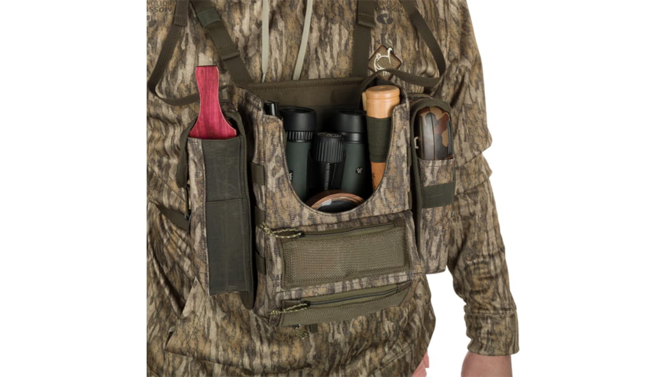 DRAKE Ol' Tom Run-N-Gun Turkey Chest Pack, Mossy Oak Bottomlands Camo, One Size, OT5700-006