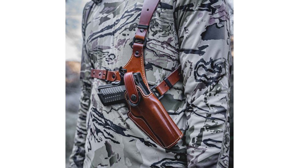 Galco Great Alaskan Shoulder Holster System, Colt SAA 4.75in .357 Magnum/.44 Special/.45 S&amp;W, Ruger Blackhawk .357/.44/.45 4.625in, Ruger Vaquero .357/.44/.45 4.625in, Right, Plain, Tan, GA142
