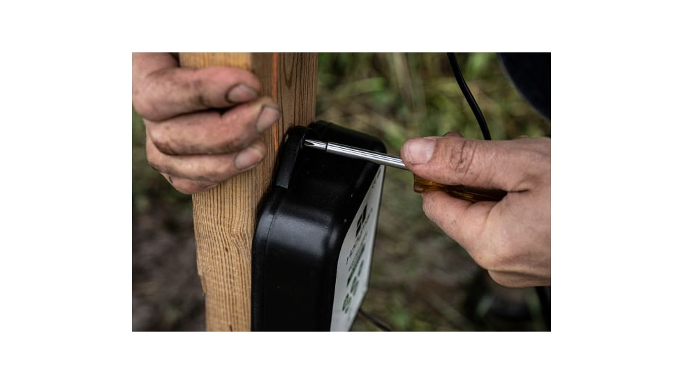 Hooyman Hot Zone Garden Fence, Black, 1099106