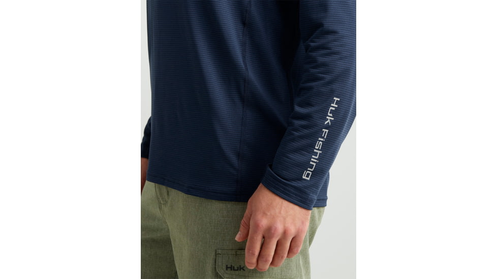 HUK Performance Fishing A1A Performance Crew - Mens, Naval Academy, Medium, H1200575-413-M