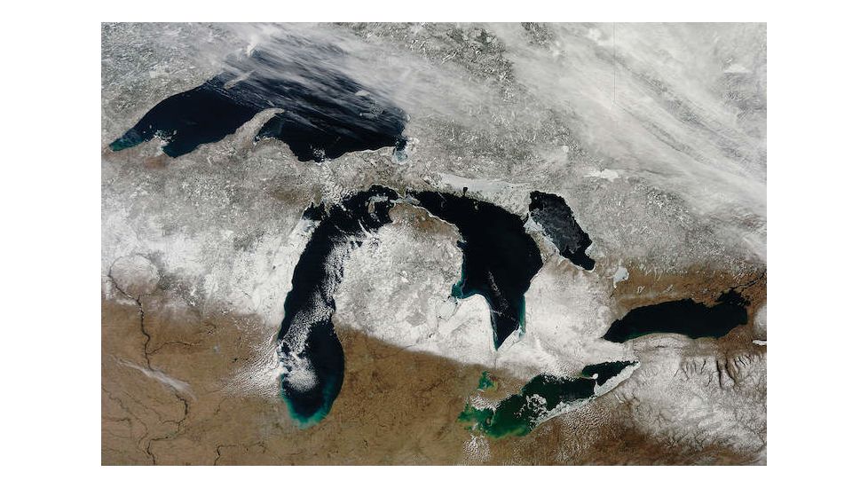 iCanvas Satellite View Of Snow Across Wisconsin, Michigan, And Canad by Stocktrek Images Canvas Print, Multi, 18x12 TRK1627-1PC3-18x12