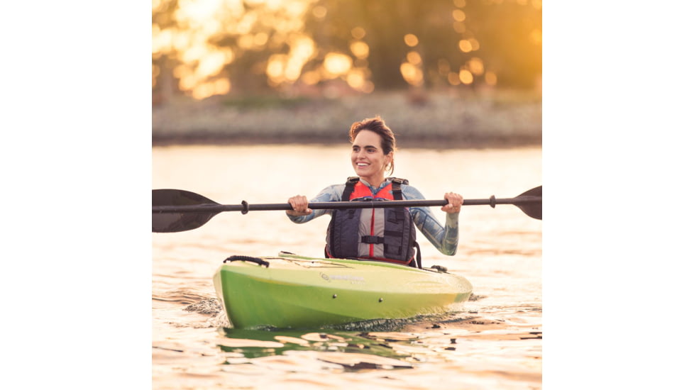Lifetime Products Tide 103 Sit-Inside Kayak w/Paddle