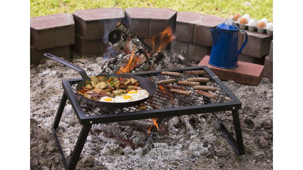 Lodge Seasoned Carbon Steel Skillet, 12 in, CRS12