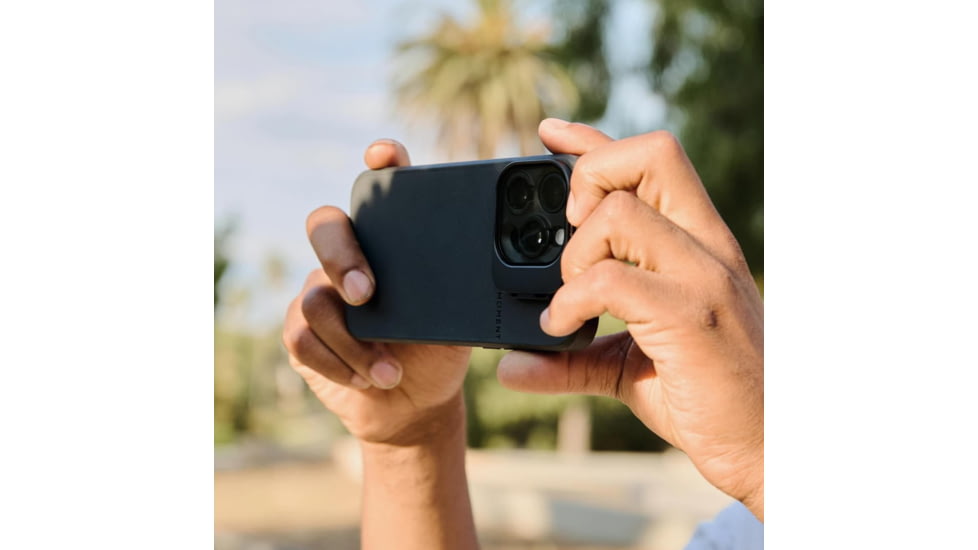 Moment iPhone - 15/16 Pro/Pro Max Mobile CineBloom 10% QuickLock Filter, 107-131