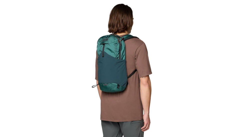 Mountain Hardwear Field Day 16L Backpack