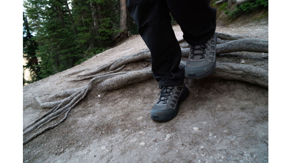 Oboz Sawtooth Ascent Low Hiking Shoes - Mens