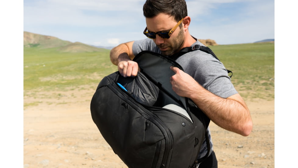Peak Design Travel Backpack, 30 Liters, Black, BTR-30-BK-2