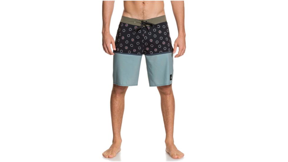 Quiksilver Highline Division 20 Boardshorts - Mens, Kalamata, 32, EQYBS04302-GZH6-32