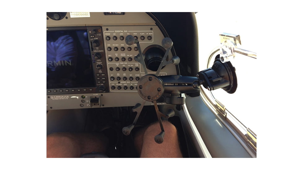 RAM Mounts Suction Mount 7" Tablet X-Grip RAM-B-166-UN8U