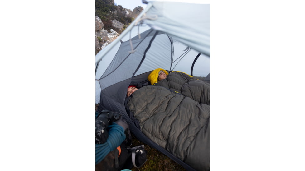 Sea to Summit Spark Pro Down 30F/-1C Sleeping Bag, Regular, Beluga Black, Regular, S2151