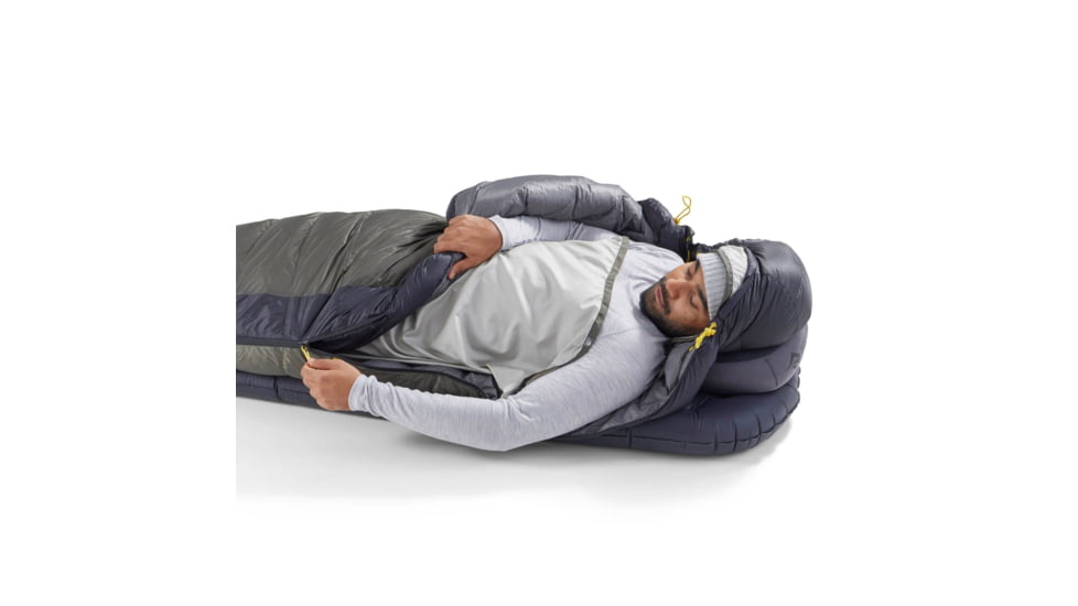 Sea to Summit Spark Pro Down 30F/-1C Sleeping Bag, Regular, Beluga Black, Regular, S2151