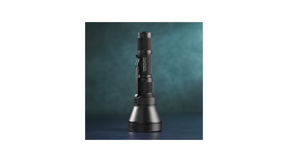 Streamlight MegaStream HP USB Lithium Ion 1350 Lumens Flashlight, Black, 66211