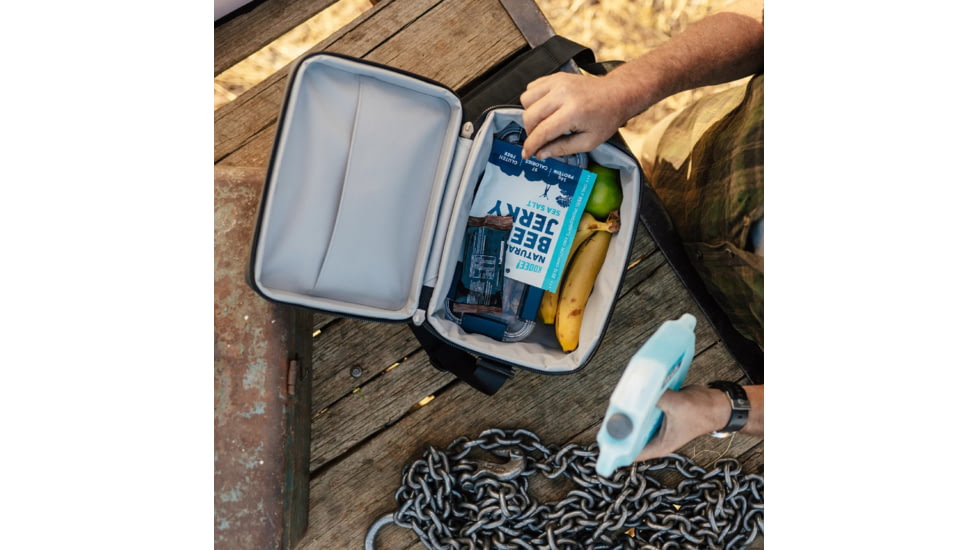 Yeti Daytrip Insulated Box