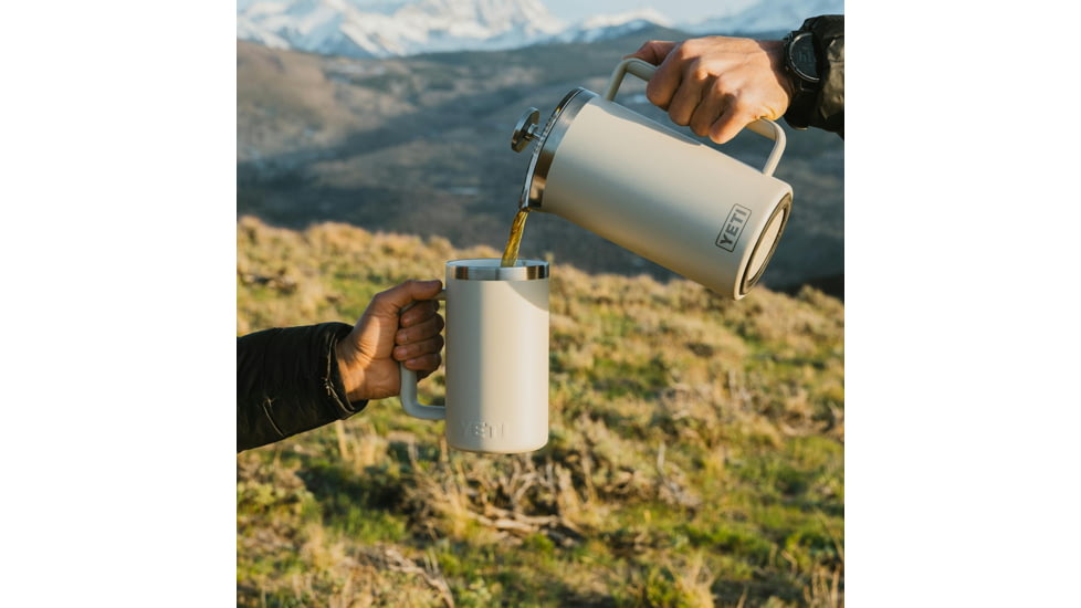 Yeti Rambler 24 oz Mug w/MagSlider Lid